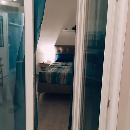 Blue House Апартаменты Фоллоника